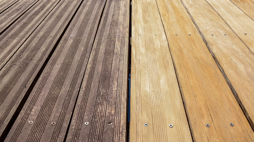 Before and after using Dilunett on a deck