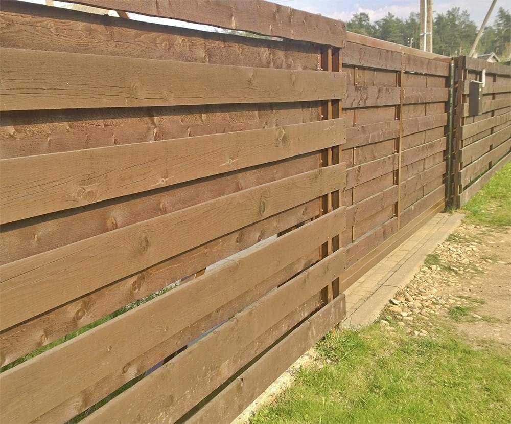 Double slatted fence